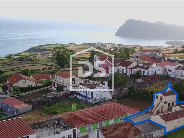 Casa venda em Ribeirinha, Angra Do Heroísmo