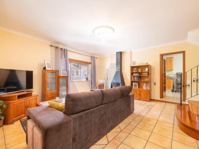 Casa venda em Coimbrã, Brasfemes