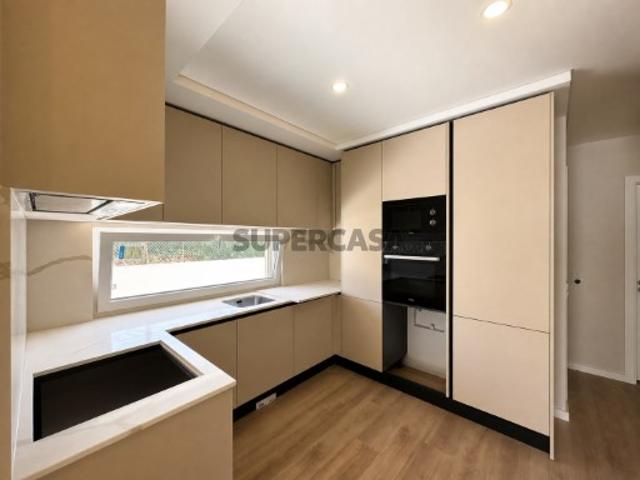 Casa venda em Fernão Ferro, Seixal
