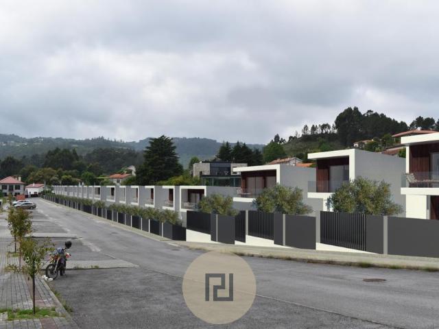 Casa venda em Britelo, Gémeos e Ourilhe, Celorico de Basto