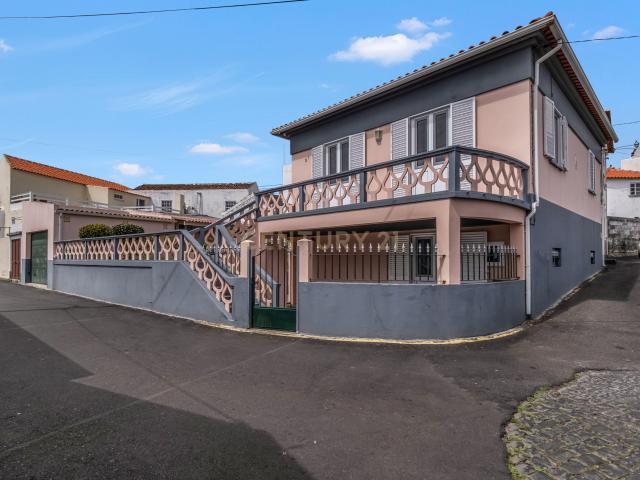 Casa venda em Açores, Porto Judeu