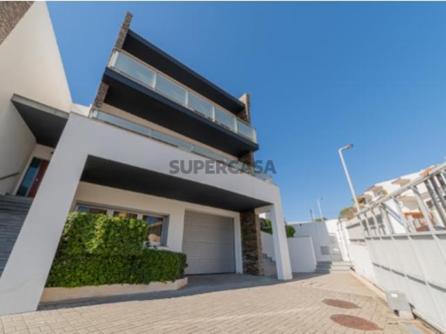 Casa venda em Quinta das Avencas, Cascais