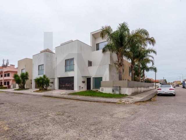 Casa venda em Esmoriz, Bairro de Santa Luzia