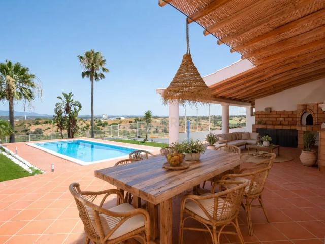 Vivenda venda em Parchal, Faro