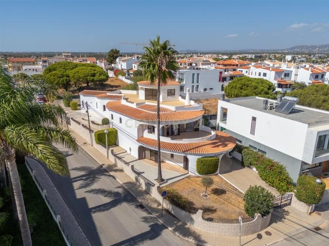 Vivenda venda em Faro