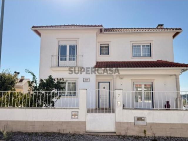 Casa venda em Rio Maior, Santarém