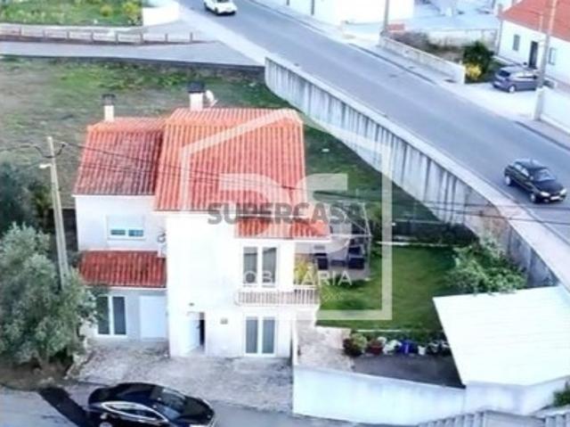 Casa venda em Porto De Mós, Leiria