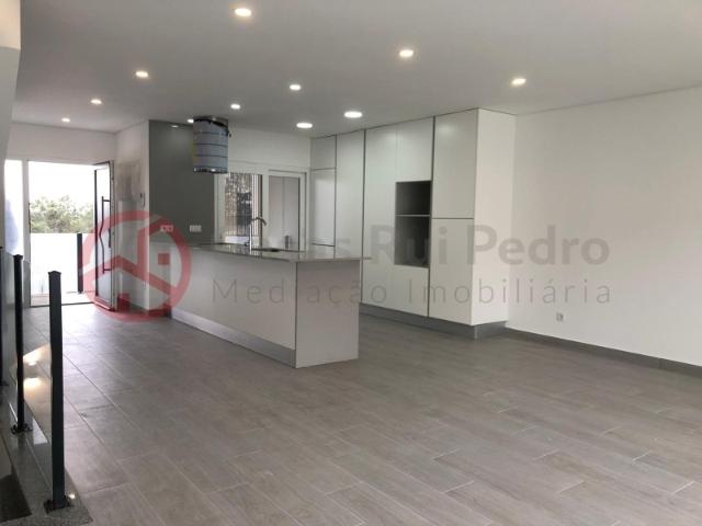 Casa venda em Seixal, Corroios
