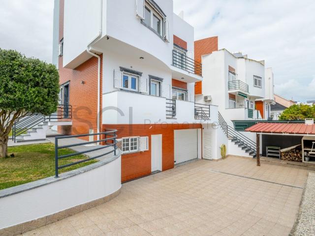 Vivenda venda em Quintinha de Dentro, Almada