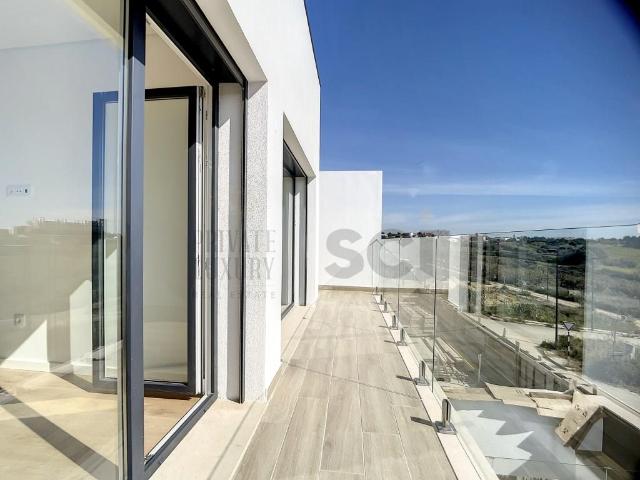 Vivenda venda em Pêra de Cima, Caparica