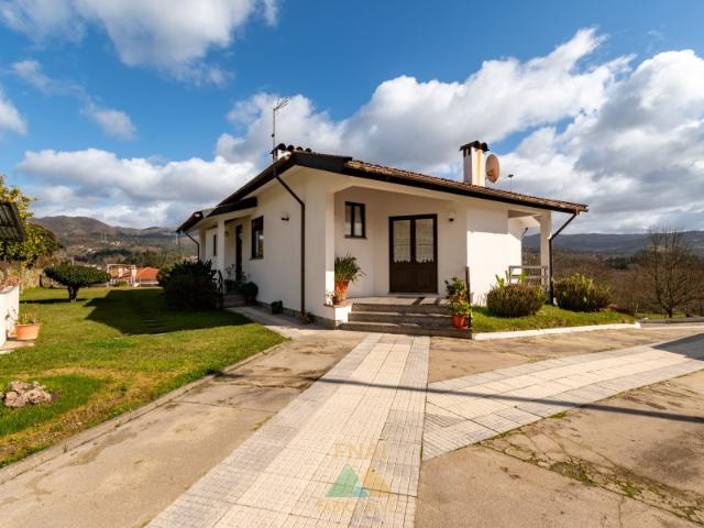 Casa venda em Arcos De Valdevez, Viana Do Castelo