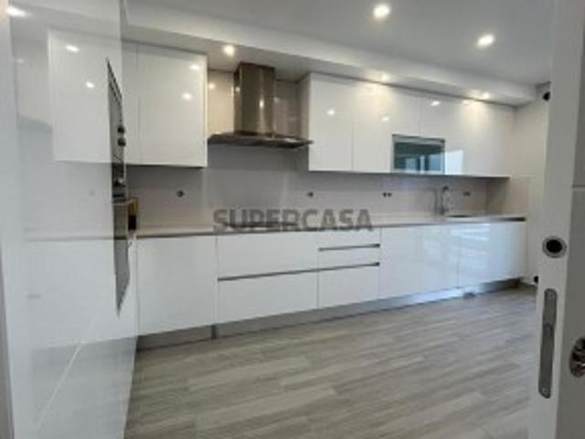 Casa venda em Fernão Ferro, Seixal