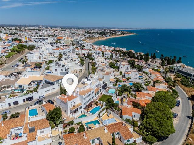 Vivenda venda em Albufeira e Olhos de Água, Albufeira
