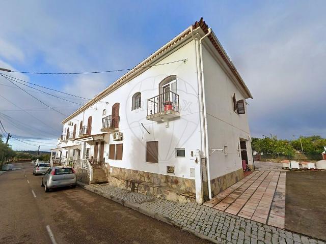 Casa venda em Alandroal, Alandroal (Nossa Senhora da Conceição), São Brás dos Matos (Mina do Bugalho) e Juromenha (Nossa Senhora do Loreto)