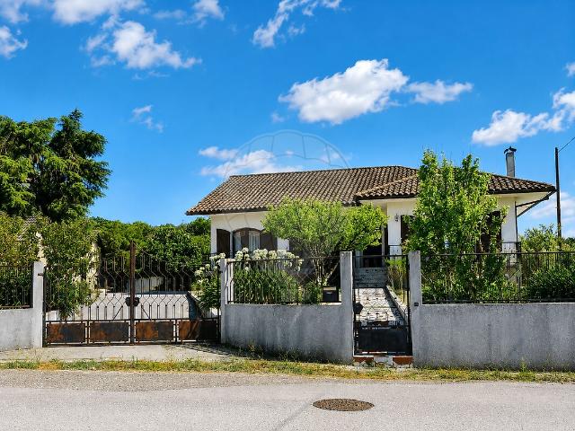 Casa venda em Almagreira, Pombal