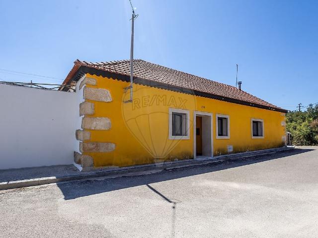 Casa venda em Alqueidão da Serra, Porto de Mós
