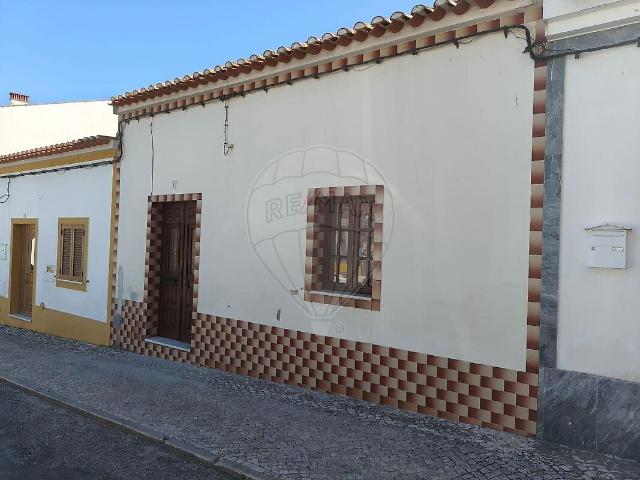 Casa venda em Amareleja, Moura