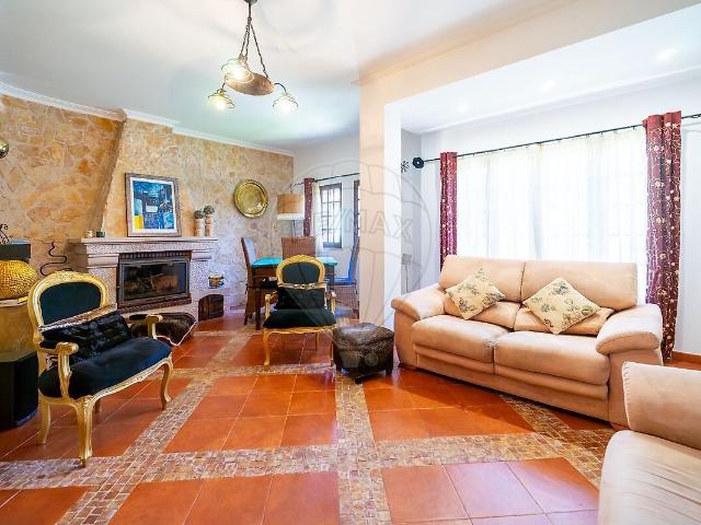 Casa venda em Quinta da Charnequinha, Seixal