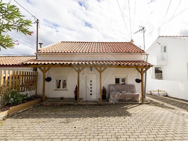 Casa venda em Amoreira, Óbidos