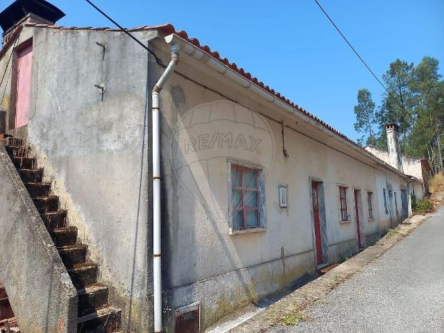 Casa venda em Arega, Figueiró dos Vinhos
