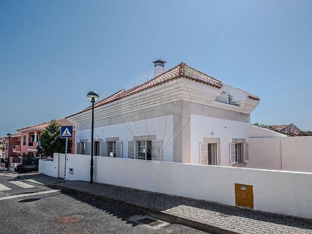 Casa venda em Leceia, Oeiras