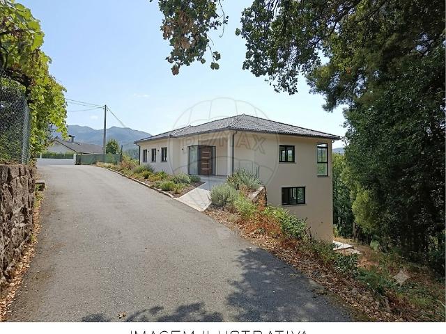 Casa venda em Britelo, Ponte da Barca