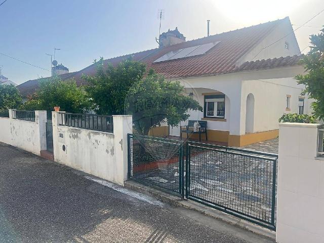 Casa venda em Brotas, Mora