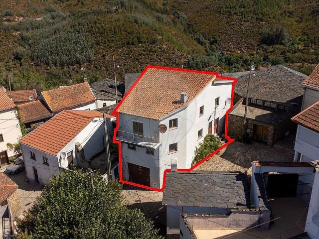 Casa venda em Cadafaz e Colmeal, Góis