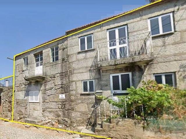 Casa venda em Caria, Moimenta da Beira