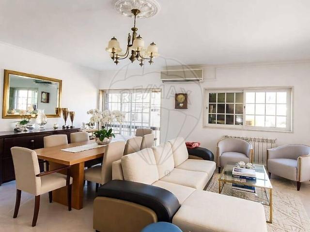 Casa venda em Carlão, Alijó