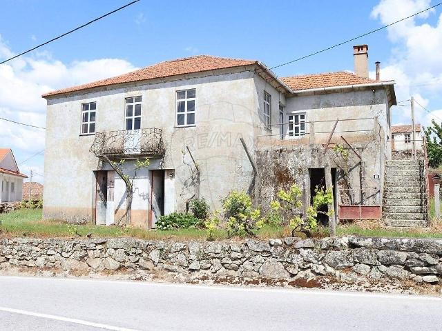 Casa venda em Chavães, Tabuaço