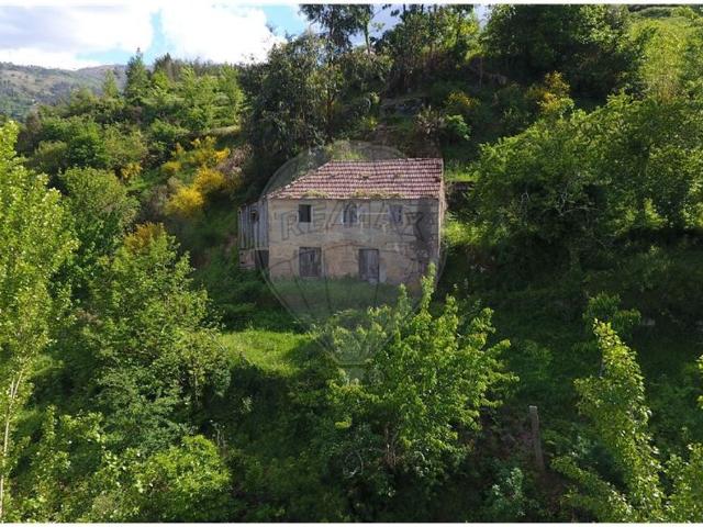 Casa venda em Santiago De Piães, Viseu