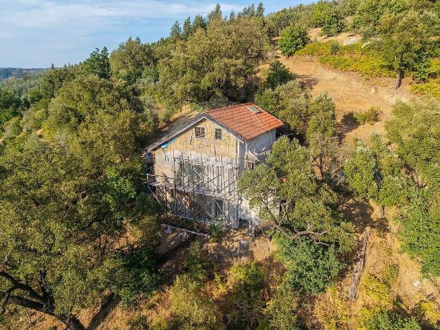 Casa venda em Pisão, Côja e Barril de Alva