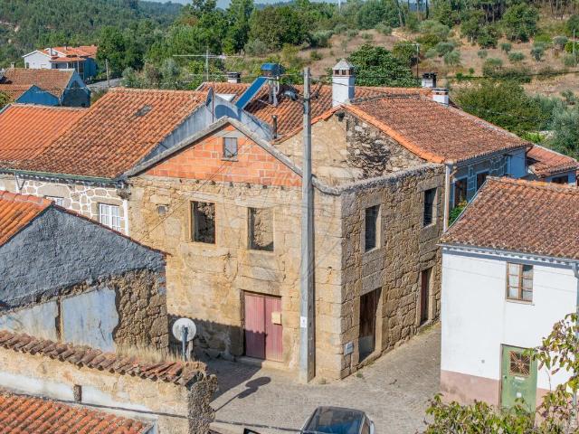 Casa venda em Covas e Vila Nova de Oliveirinha, Tábua