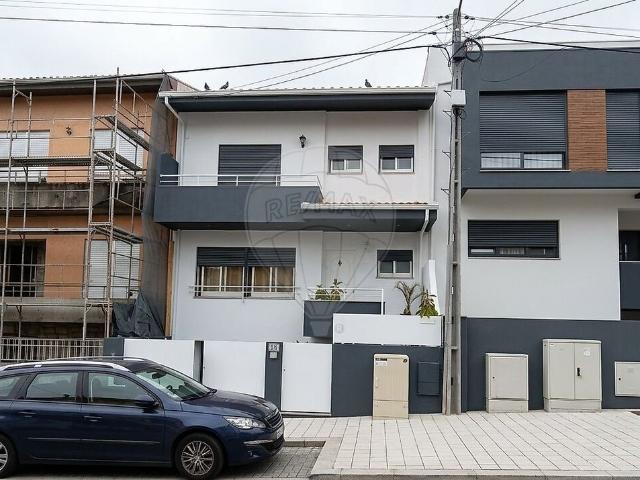 Casa venda em Costa, Valongo