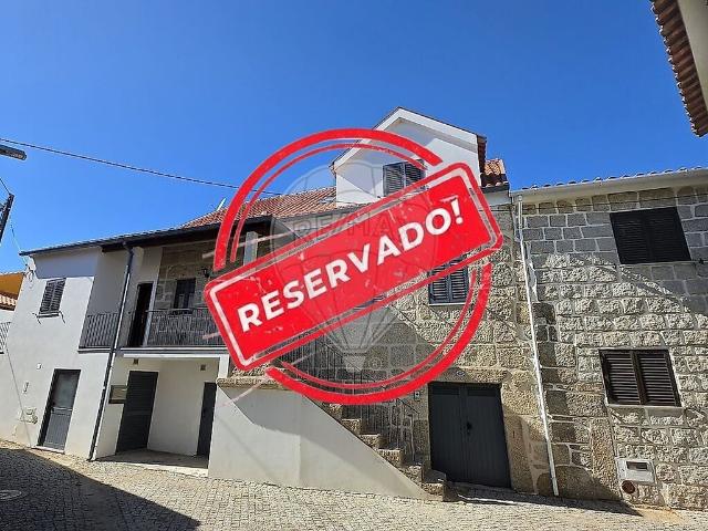 Casa venda em Fiais da Beira, Ervedal