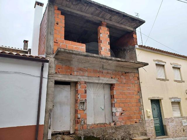 Casa venda em Escalos de Cima, Castelo Branco