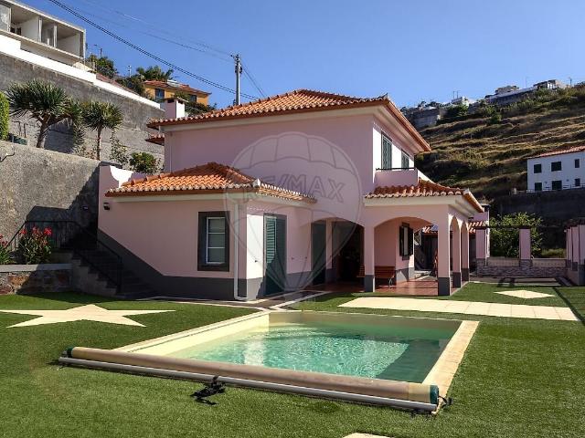 Casa venda em Lombo dos Serrões, Calheta