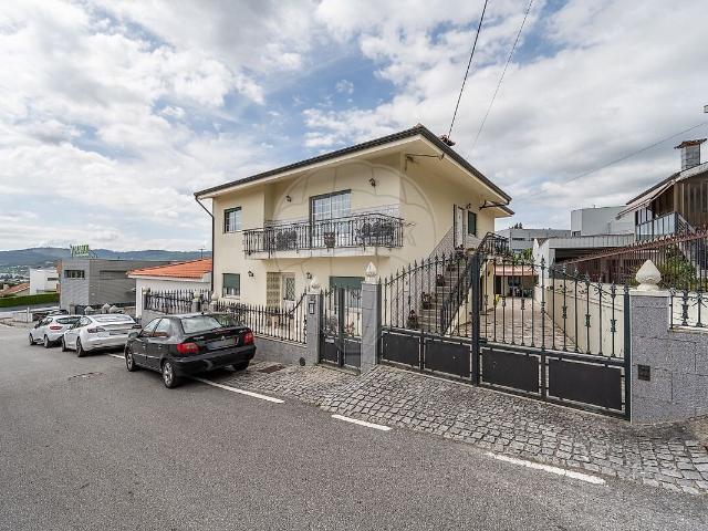 Casa venda em Fermentões, Guimarães