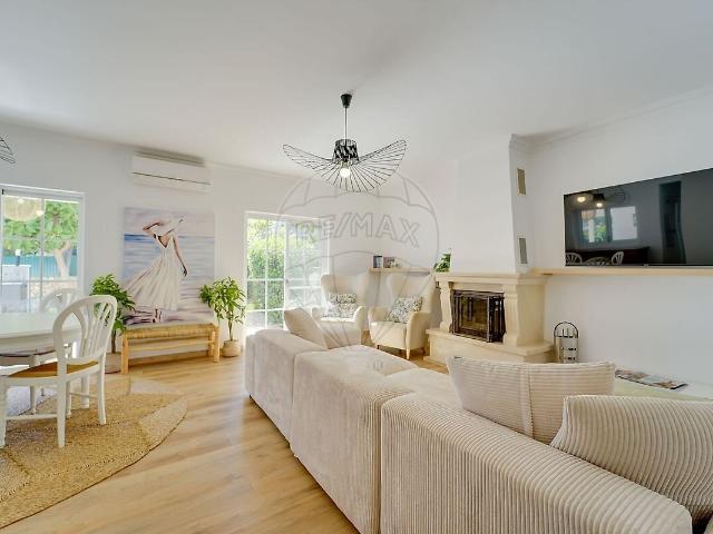 Casa venda em Cortesões, Albufeira