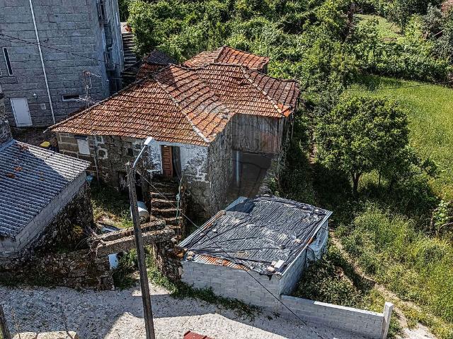 Casa venda em Ruivais, Ferreiros de Tendais