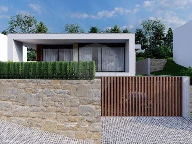 Casa venda em Prado (São Miguel), Vila Verde