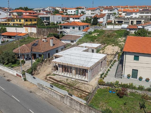Casa venda em Idães, Felgueiras