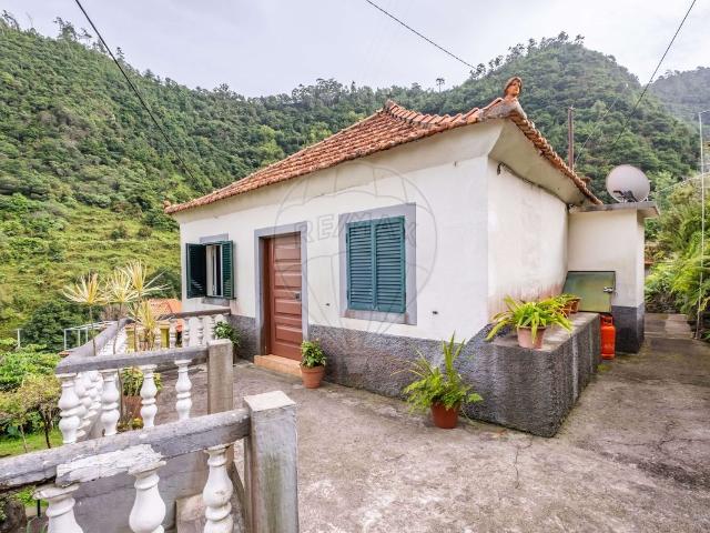 Casa venda em Ermida, Santana