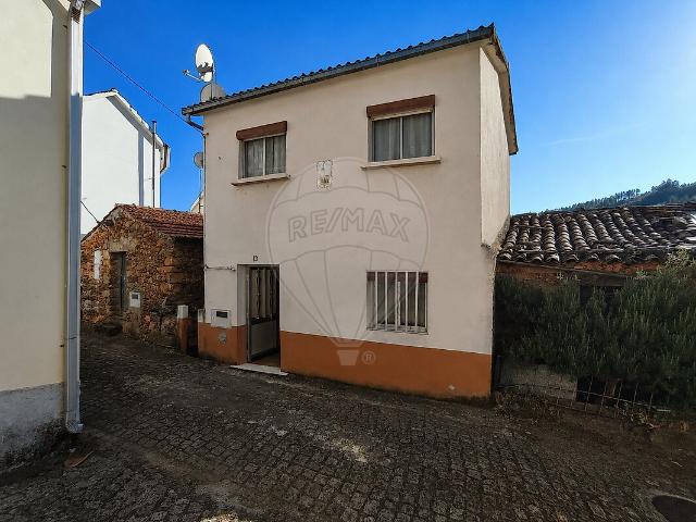 Casa venda em Janeiro de Cima e Bogas de Baixo, Fundão