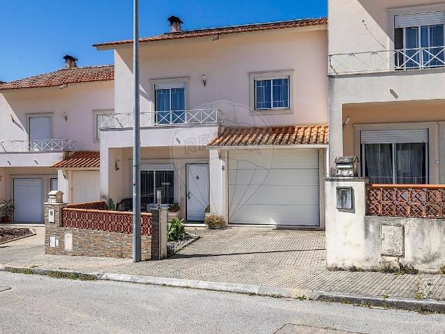 Casa venda em Juncal, Porto de Mós