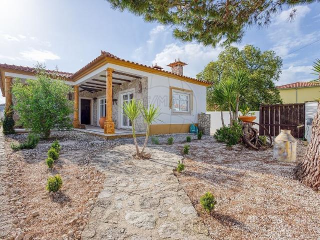 Casa venda em Maceira, Leiria