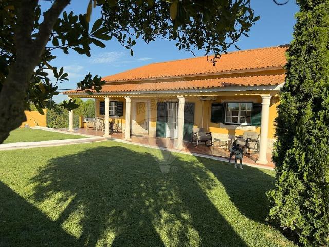 Casa venda em Manique do Intendente, Vila Nova de São Pedro e Maçussa, Azambuja