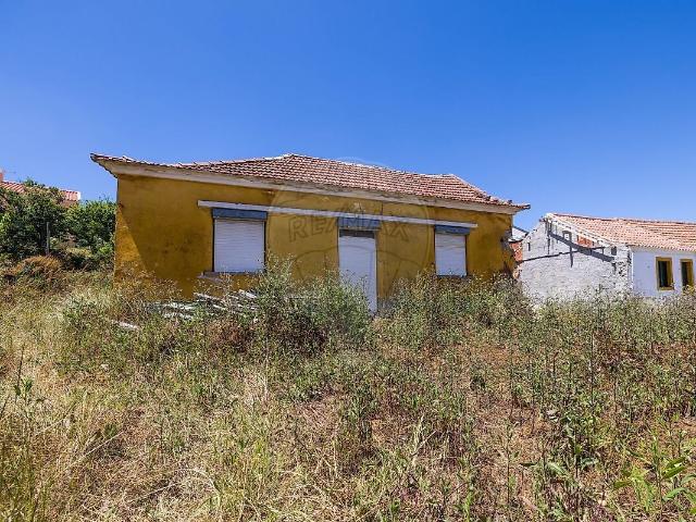 Casa venda em Miragaia e Marteleira, Lourinhã