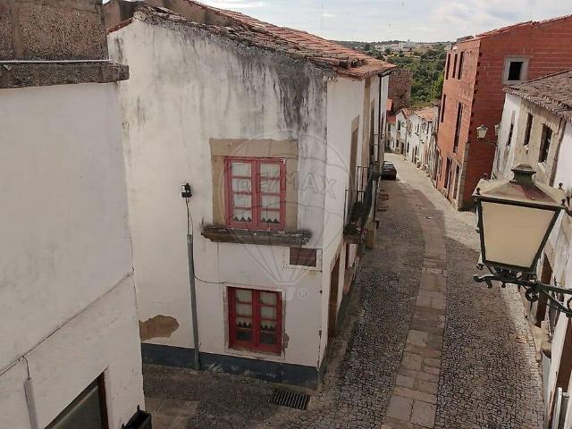 Casa venda em Miranda do Douro